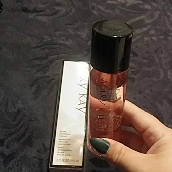 Mary Kay Oil-free eye make up remover - Picture 2 of 2